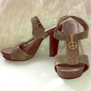 Peace Heels